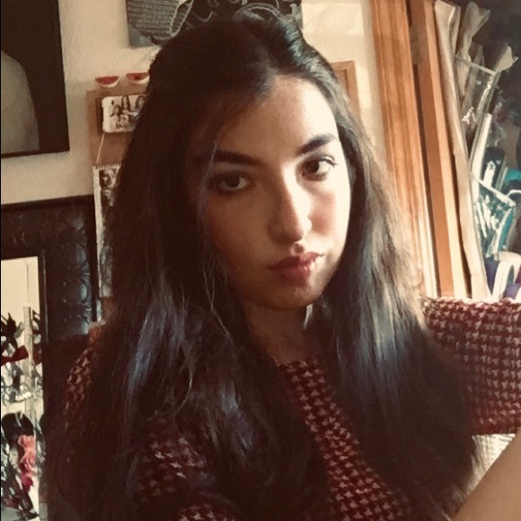 Meet your Posher, Serene Winter - Picture 1 of 1